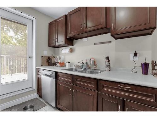 18 Belgrave Avenue, London, ON - Indoor Photo Showing Kitchen With Double Sink