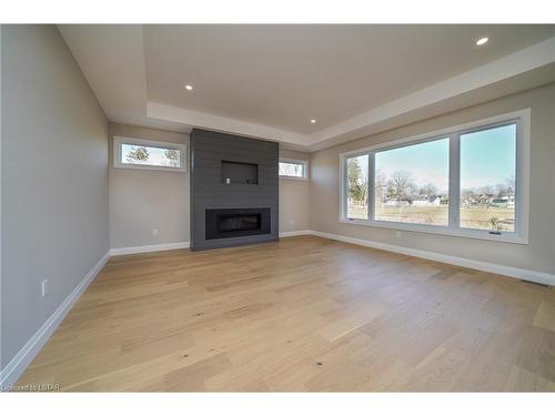 9 Spruce Crescent, Parkhill, ON - Indoor With Fireplace