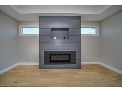 9 Spruce Crescent, Parkhill, ON - Indoor With Fireplace