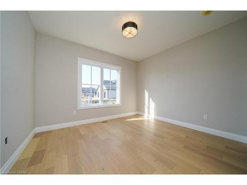 9 Spruce Crescent, Parkhill, ON - Indoor Photo Showing Other Room