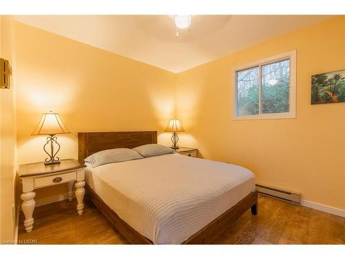 75061 Elmslie Drive, Bluewater (Munic), ON - Indoor Photo Showing Bedroom