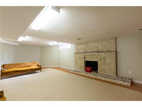 3480 Cuddy Drive, Strathroy, ON - Indoor With Fireplace