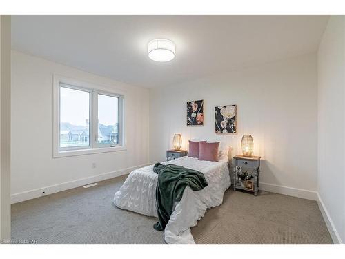 87 Allister Drive, Kilworth, ON - Indoor Photo Showing Bedroom