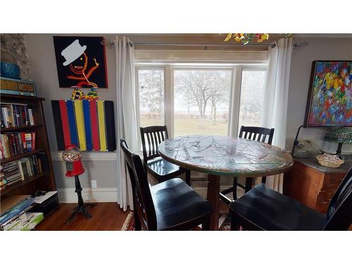 1745 Kilally Road, London, ON - Indoor Photo Showing Dining Room