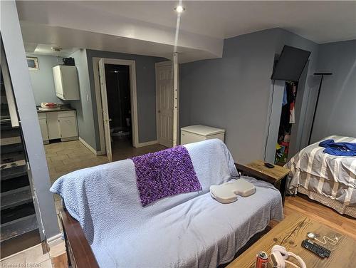 5 Denlaw Road, London, ON - Indoor Photo Showing Bedroom