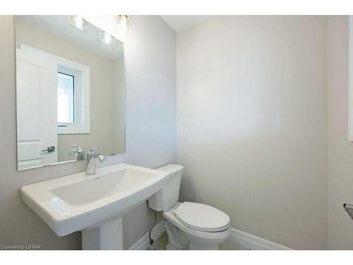 36 Cottonwood Boulevard, Aylmer, ON - Indoor Photo Showing Bathroom