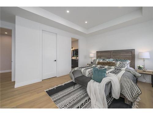 5970 Victoria Avenue, Kirkton, ON - Indoor Photo Showing Bedroom
