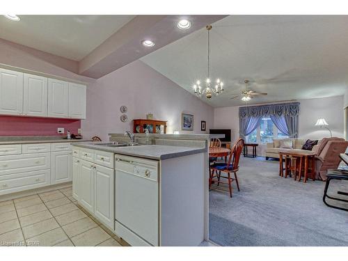 17-1337 Commissioners Road W, London, ON - Indoor Photo Showing Kitchen With Double Sink