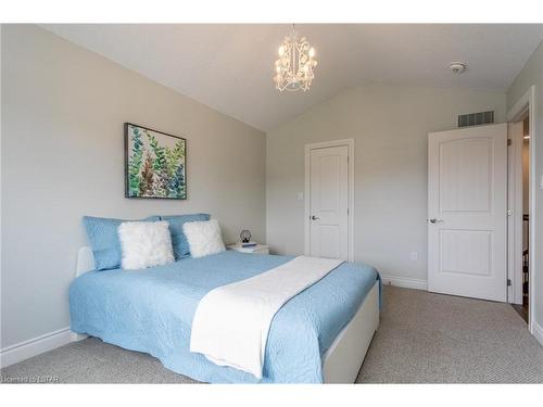 1165 Cranbrook Road, London, ON - Indoor Photo Showing Bedroom