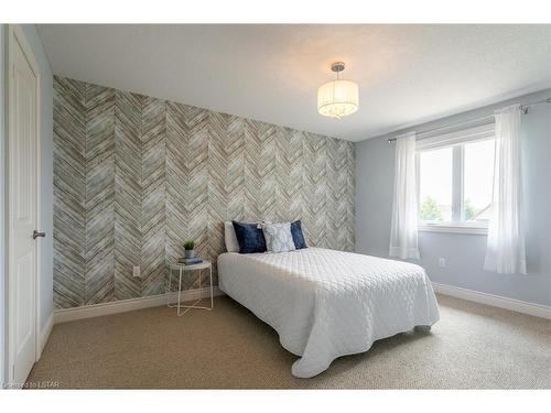 1165 Cranbrook Road, London, ON - Indoor Photo Showing Bedroom