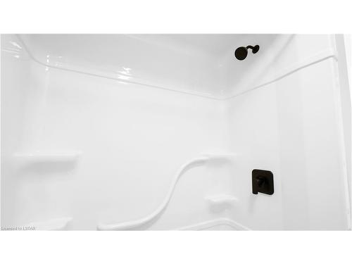 34 Lucas Road, St. Thomas, ON - Indoor Photo Showing Bathroom