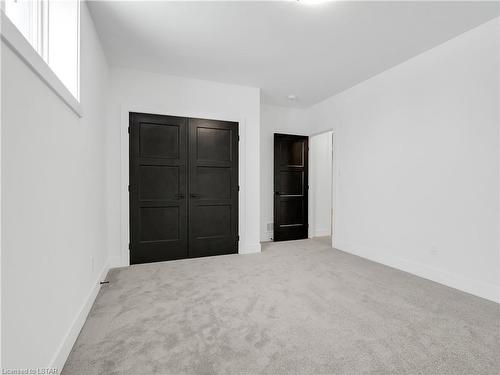 64-3425 Grand Oak Crossing, London, ON - Indoor Photo Showing Other Room
