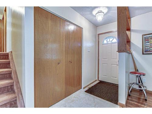 33374 Queen Street, Ailsa Craig, ON - Indoor Photo Showing Other Room