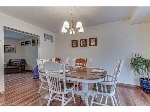 33374 Queen Street, Ailsa Craig, ON - Indoor Photo Showing Dining Room