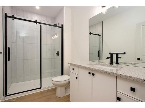 3-106 Coastal Crescent, Grand Bend, ON - Indoor Photo Showing Bathroom