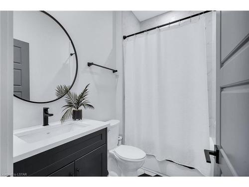 33977 Kildeer Drive, Dashwood, ON - Indoor Photo Showing Bathroom