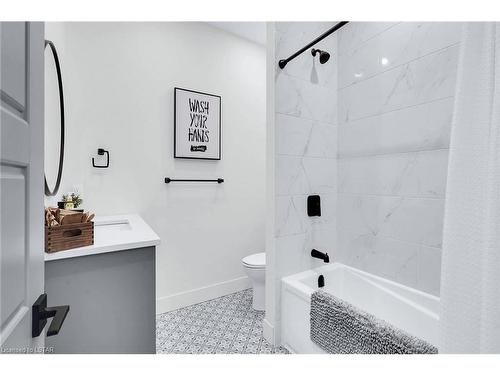 33977 Kildeer Drive, Dashwood, ON - Indoor Photo Showing Bathroom