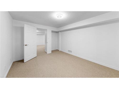 6 Grasmere Crescent, London, ON - Indoor Photo Showing Other Room