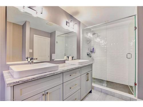 297 Nancy Street, Dutton, ON - Indoor Photo Showing Bathroom