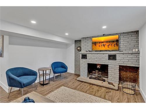 21 Oriole Road, Fenelon Falls, ON - Indoor With Fireplace