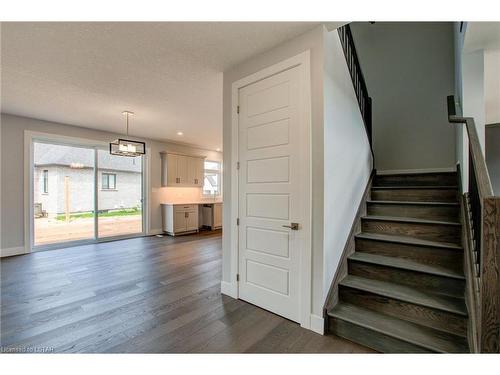 92 Aspen Circle, Thorndale, ON - Indoor