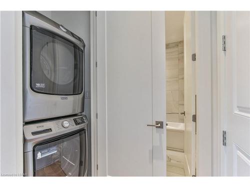 9-85 Forest Street, Aylmer, ON - Indoor Photo Showing Laundry Room