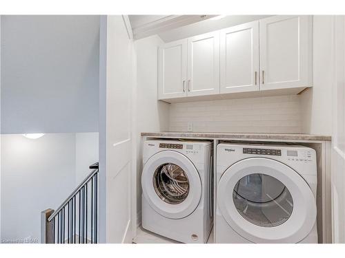 16-2261 Linkway Boulevard, London, ON - Indoor Photo Showing Laundry Room