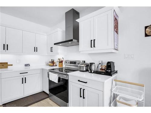 1111 Upperpoint Avenue Avenue, London, ON - Indoor Photo Showing Kitchen With Upgraded Kitchen