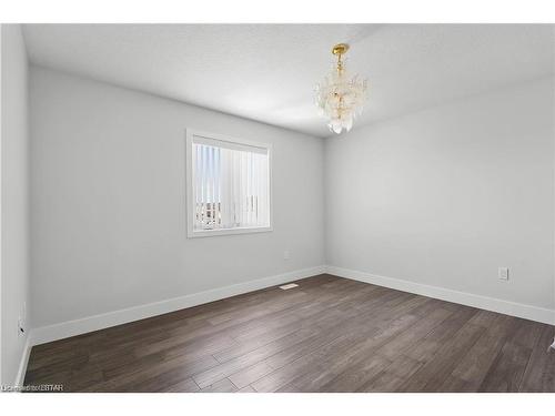 84 Thames Springs Crescent, Thamesford, ON - Indoor Photo Showing Other Room