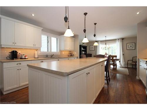 10322 Grand Oaks Drive, Grand Bend, ON - Indoor Photo Showing Kitchen