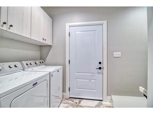 30 Evening Dr Drive, Chatham-Kent, ON - Indoor Photo Showing Laundry Room