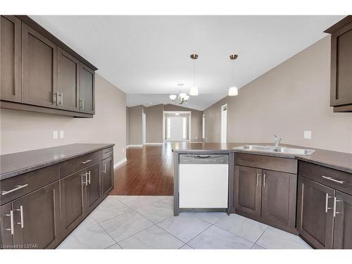 2892 Biddulph Street, London, ON - Indoor Photo Showing Kitchen With Double Sink