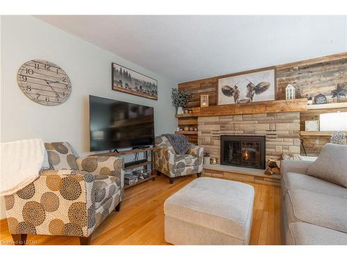 184 John Street, Parkhill, ON - Indoor Photo Showing Living Room With Fireplace