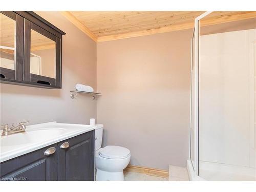 10055 Jane Street, Grand Bend, ON - Indoor Photo Showing Bathroom