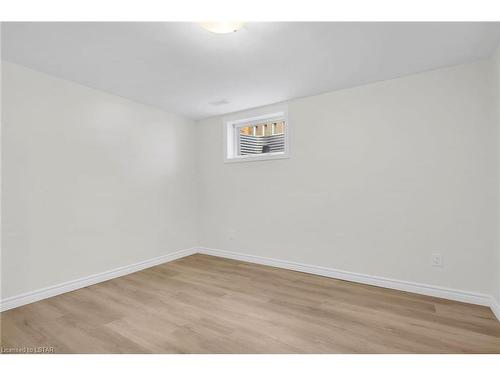 2062 Cherrywood Trail, London, ON - Indoor Photo Showing Other Room