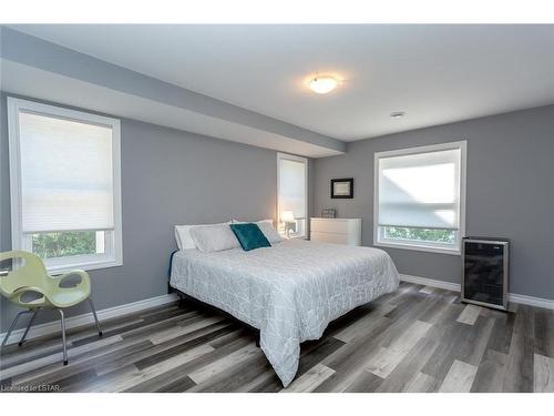 387 Stanley Park, Port Stanley, ON - Indoor Photo Showing Bedroom