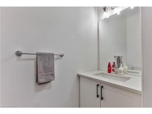 2428 Black Rail Terrace, London, ON - Indoor Photo Showing Bathroom