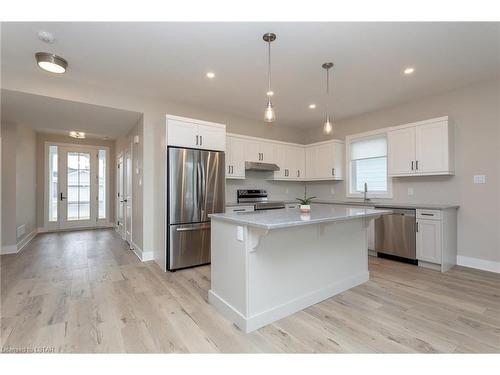 110 Sandcastle Key, Port Stanley, ON - Indoor Photo Showing Kitchen With Upgraded Kitchen