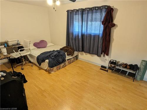 27 Edmunds Crescent, London, ON - Indoor Photo Showing Other Room