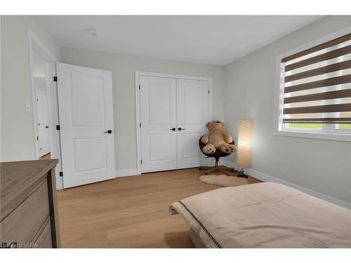 187 Foxborough Place, Thorndale, ON - Indoor Photo Showing Bedroom
