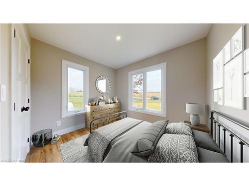 1559 Elmtree Drive, Parkhill, ON - Indoor Photo Showing Bedroom