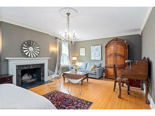 1185 Richmond Street, London, ON - Indoor Photo Showing Living Room With Fireplace