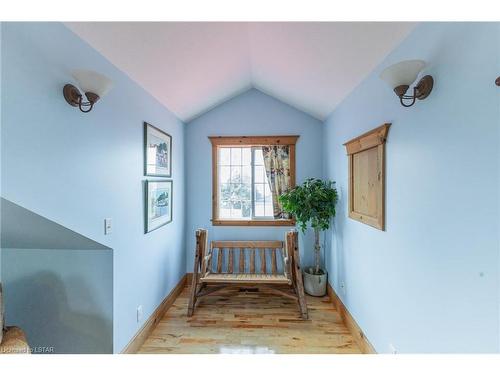71852 Sunview Avenue Avenue, Dashwood, ON - Indoor Photo Showing Other Room