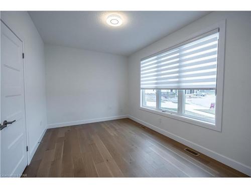 288 Stathis Boulevard, Sarnia, ON - Indoor Photo Showing Other Room