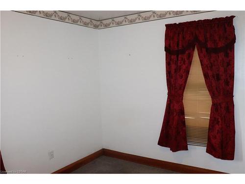 2830 Norfolk County Road, Langton, ON - Indoor Photo Showing Other Room