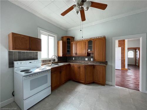 498 Egerton Street, London, ON - Indoor Photo Showing Kitchen With Double Sink