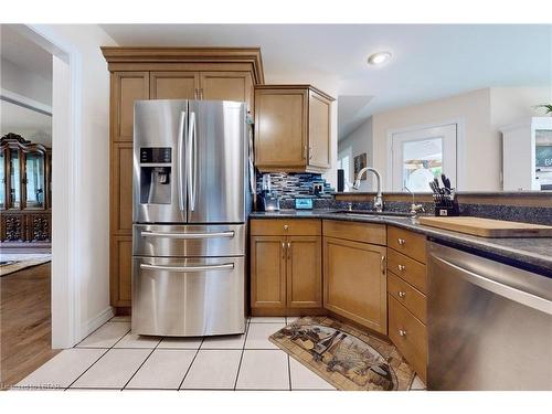 1839 Parkhurst Avenue, London, ON - Indoor Photo Showing Kitchen With Stainless Steel Kitchen
