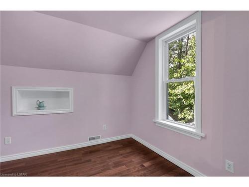 15772 Turin Line, Bothwell, ON - Indoor Photo Showing Other Room