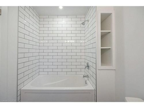 241 Ridout Street S, London, ON - Indoor Photo Showing Bathroom