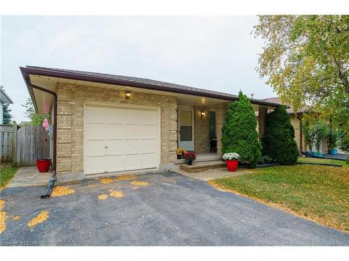 118 Ashley Crescent, London, ON - Outdoor
